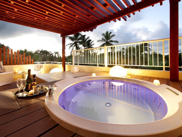 Luxury Master Suite perfect luxury master suite bathroom suites great dream for design Luxury Master Suite perfect luxury master suite bathroom suites great dream for design
