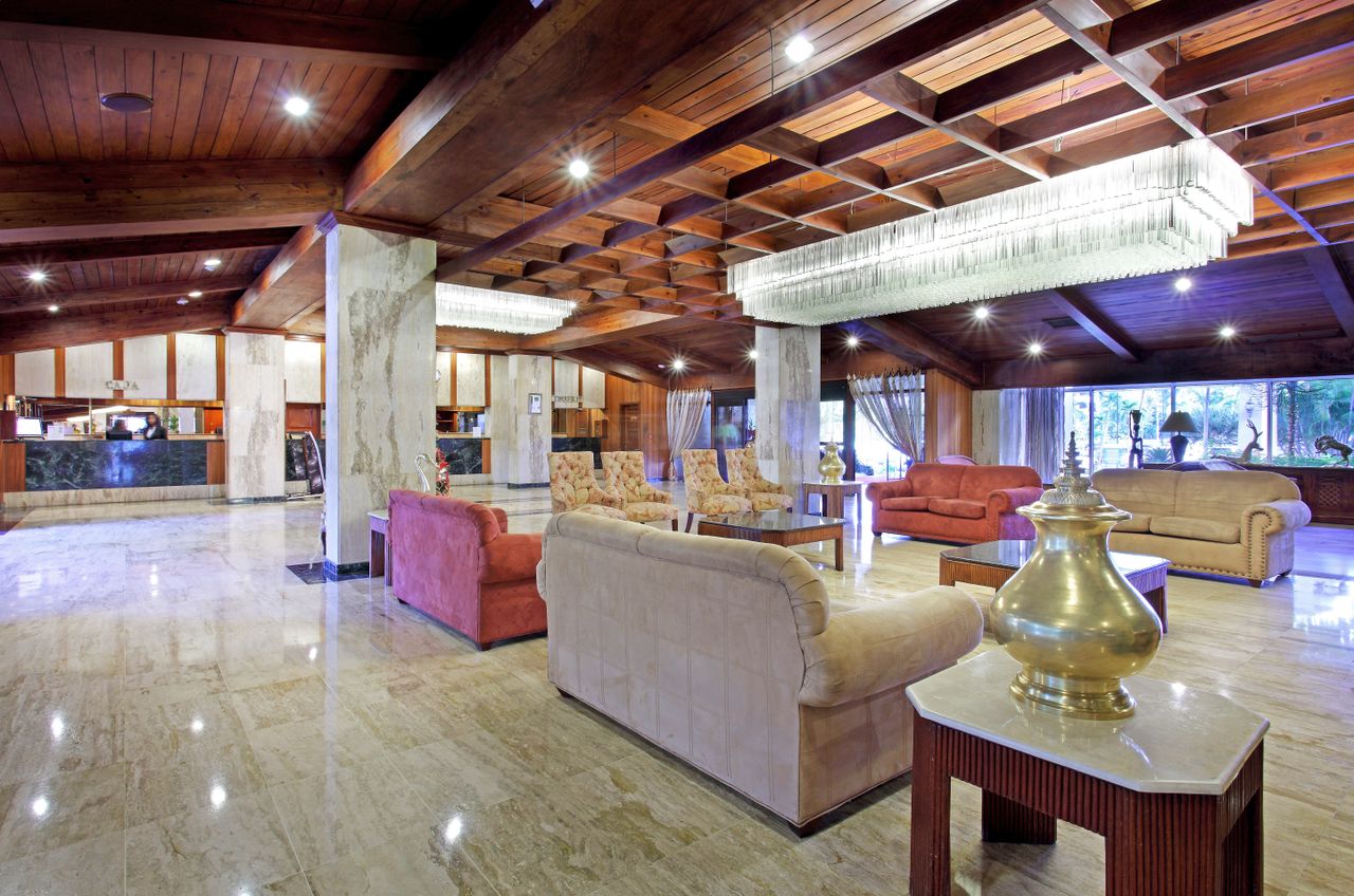 Official Page Dominican Fiesta Hotel